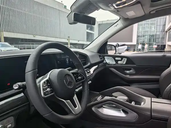 Mercedes-Benz GLS 2020