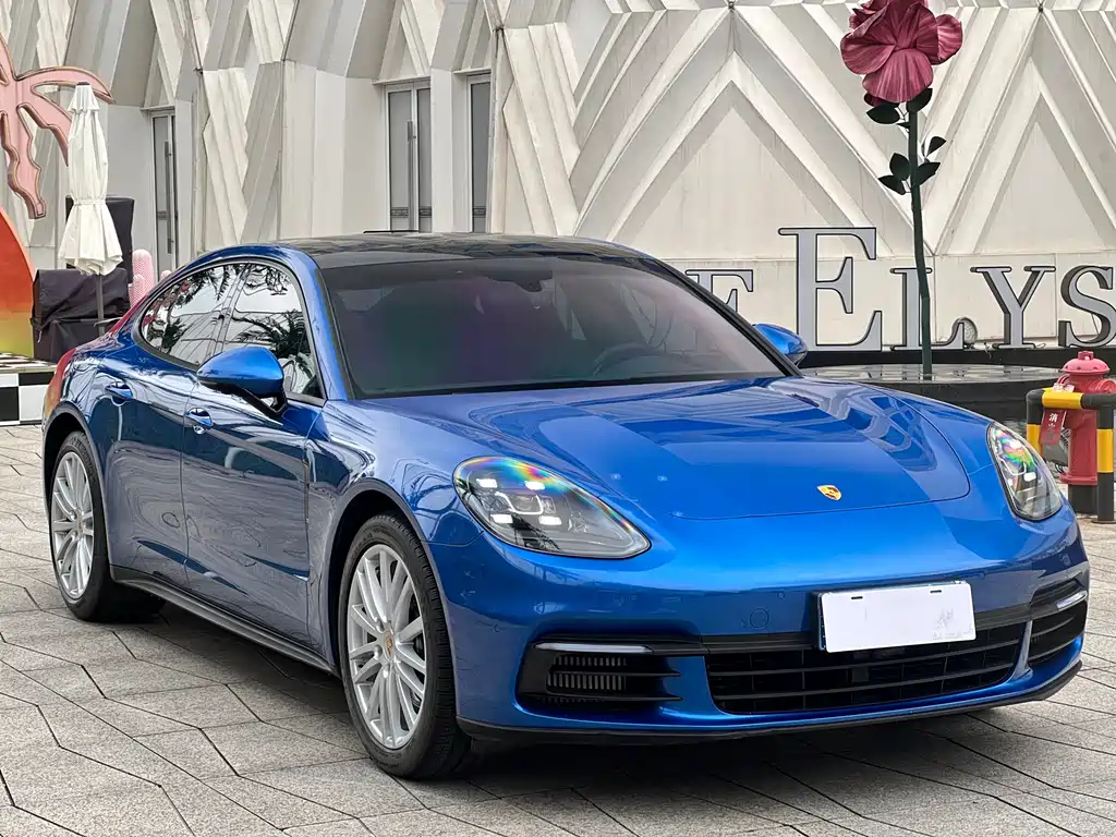 Porsche Panamera 2019 — фото 3