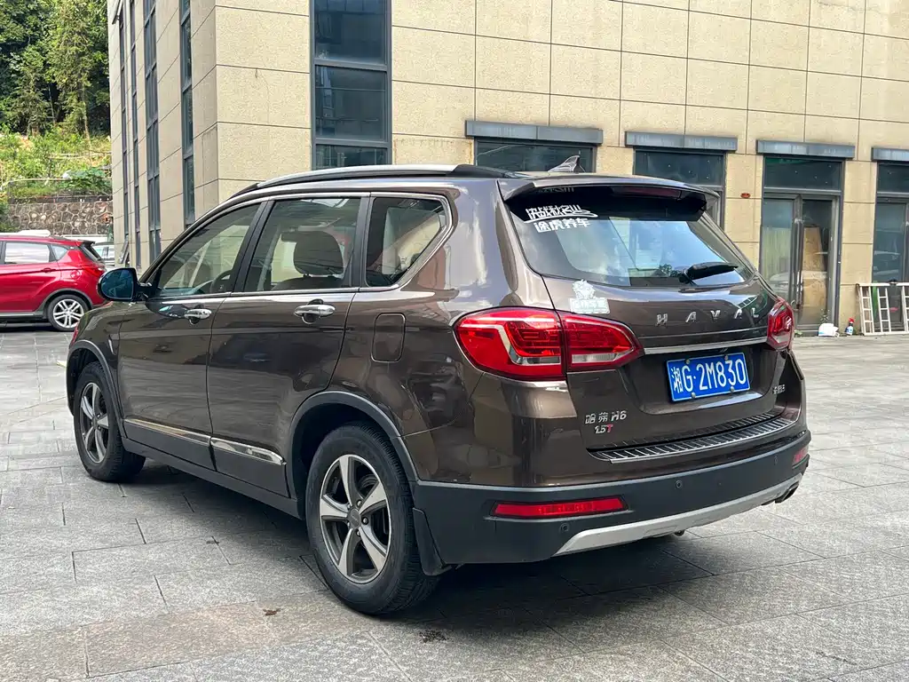Haval H6 2015 — фото 18