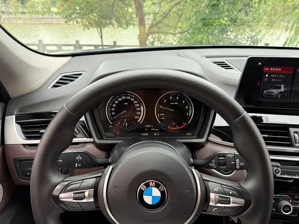 BMW X1 2021 — фото 13