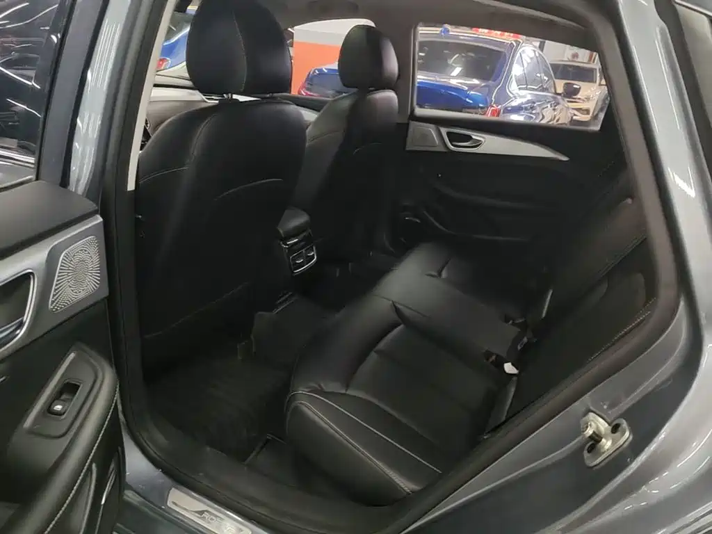 Roewe i6 MAX 2021 — фото 17