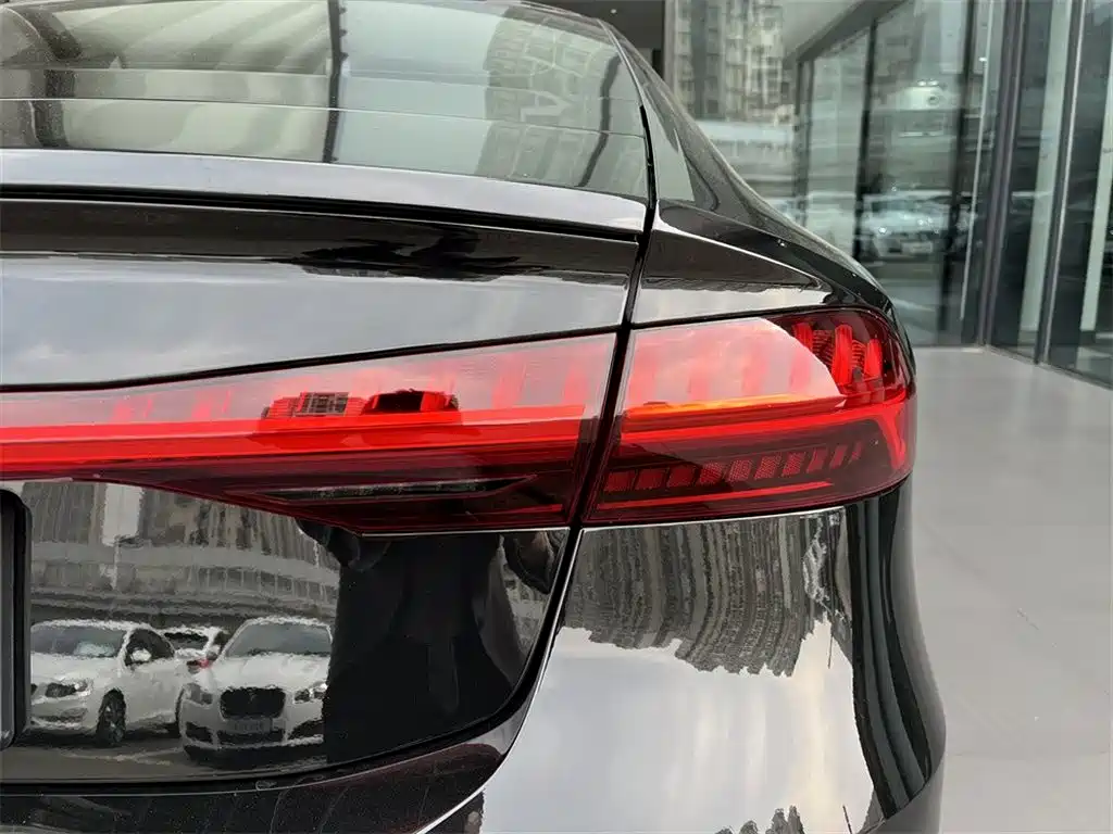 Audi A7 2024 — фото 13