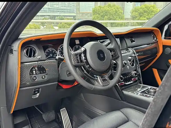 Rolls-Royce Cullinan 2020