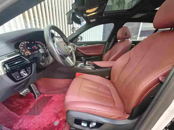 BMW 5 Series 2020