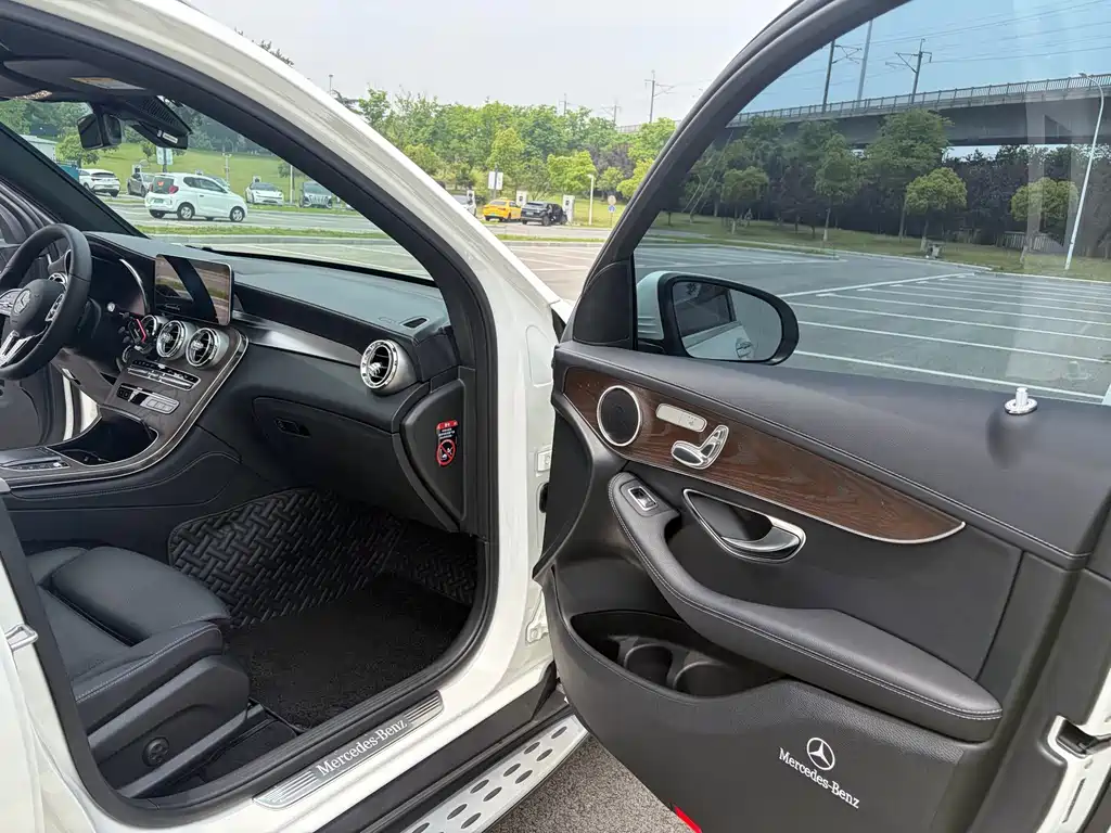 Mercedes-Benz GLC 2022 — фото 10