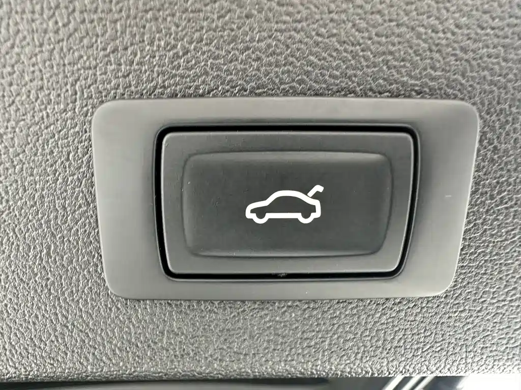 Audi A3 2022 — фото 16