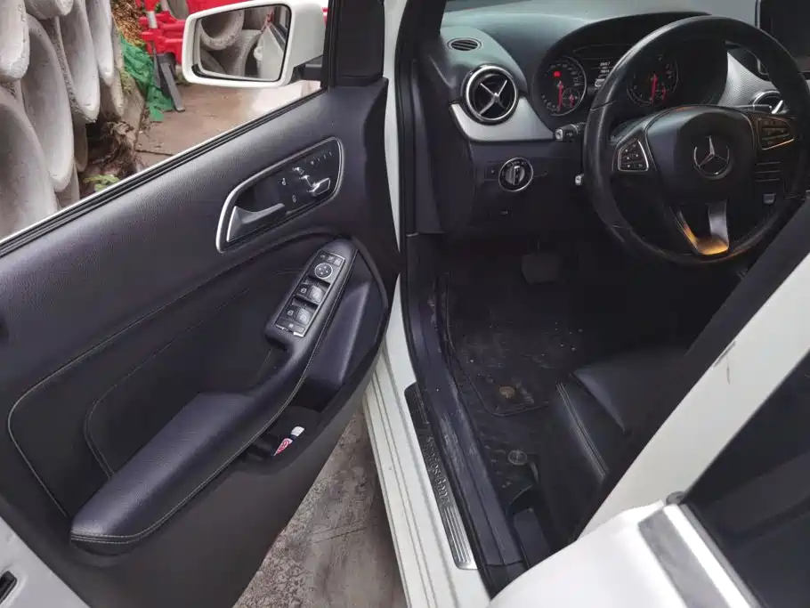 Mercedes-Benz B-Class 2016
