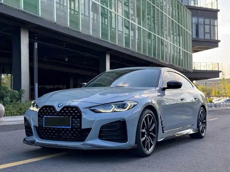 BMW 4 Series 2023 — фото 1