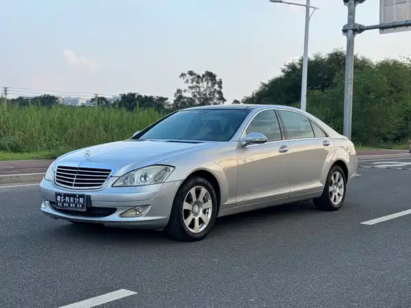 Mercedes-Benz S-Class 2008