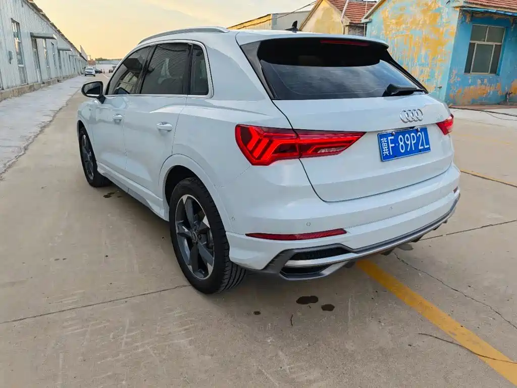 Audi Q3 2023