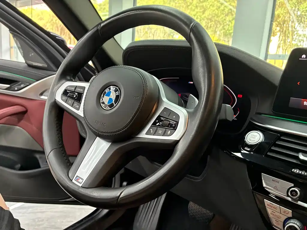 BMW 5 Series 2021 — фото 16