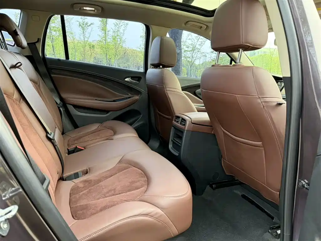 Buick Envision Plus 2017 — фото 6