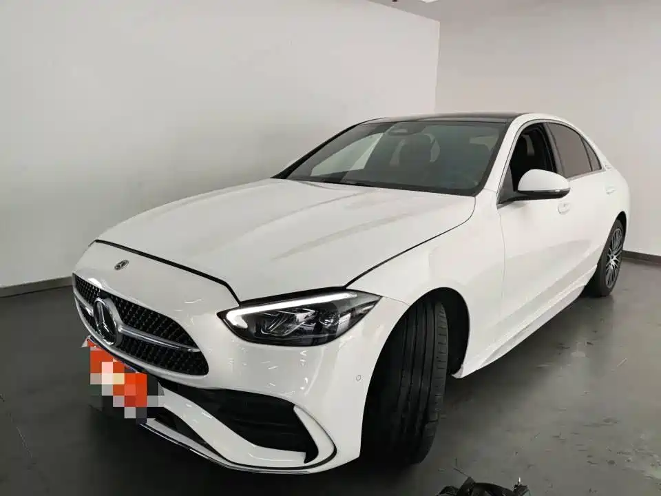 Mercedes-Benz C-Class 2024 — фото 1