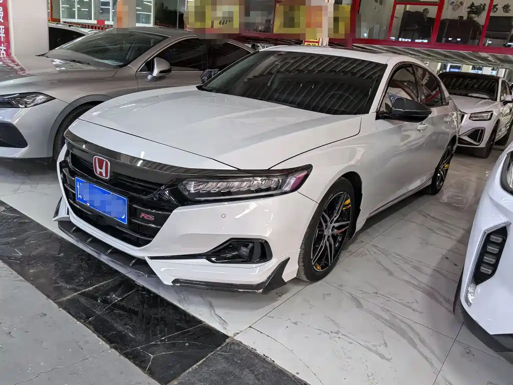 Honda Accord 2022 — фото 1
