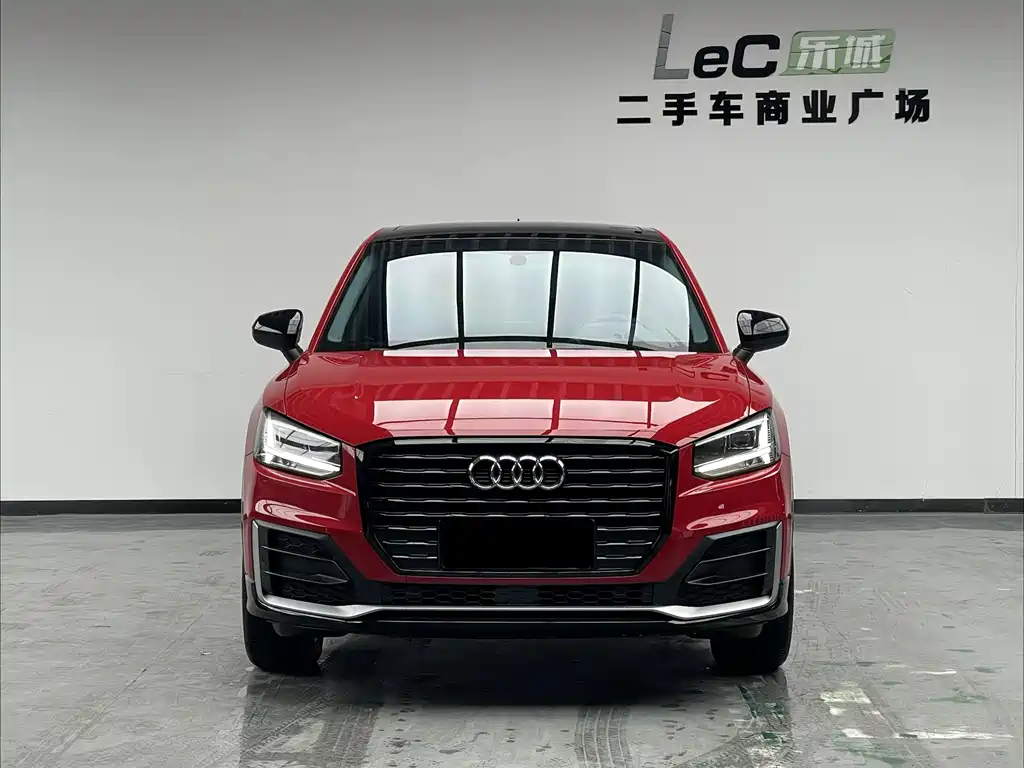 Audi Q2L 2021 — фото 2