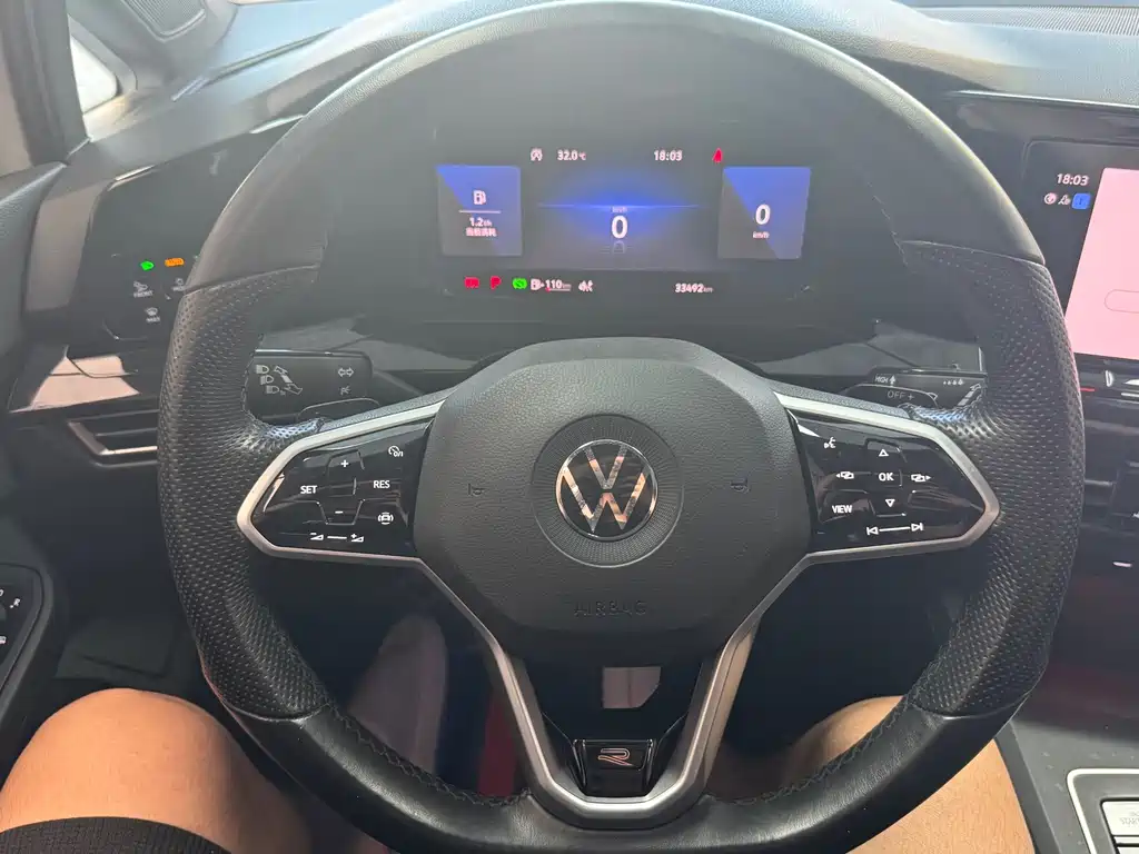 Volkswagen Golf 2022