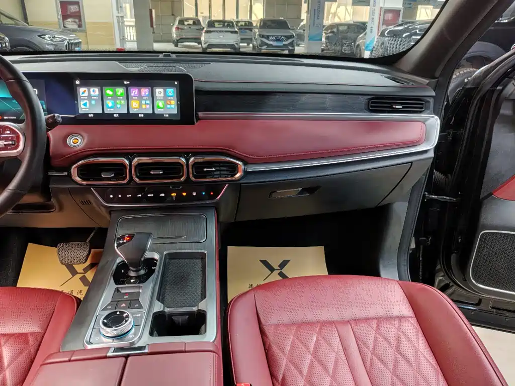 Jetour X70 PLUS 2025 — фото 14