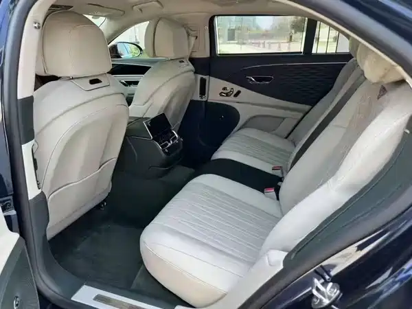 Bentley Flying Spur 2023