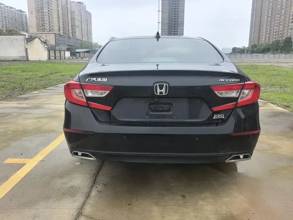 Honda Accord 2019 — фото 7