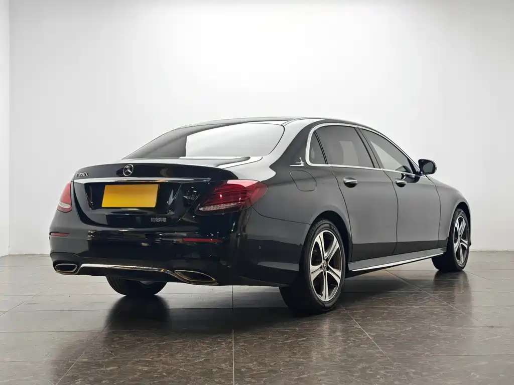 Mercedes-Benz E-Class 2020 — фото 3