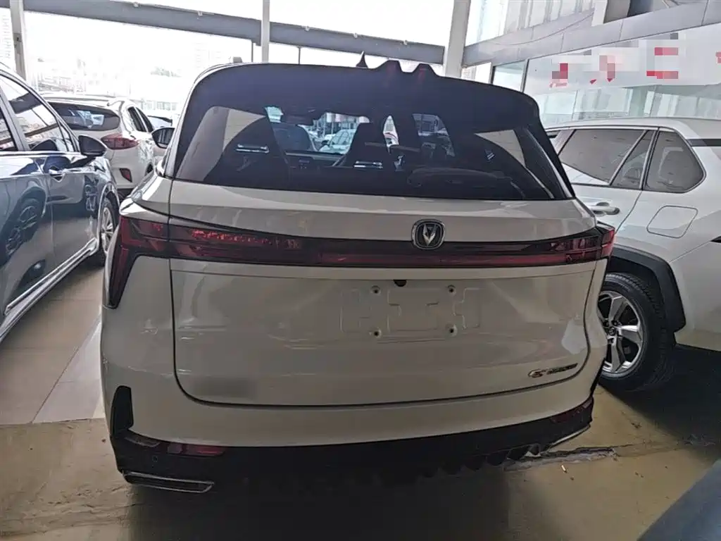 Changan CS75 PLUS 2023 — фото 6
