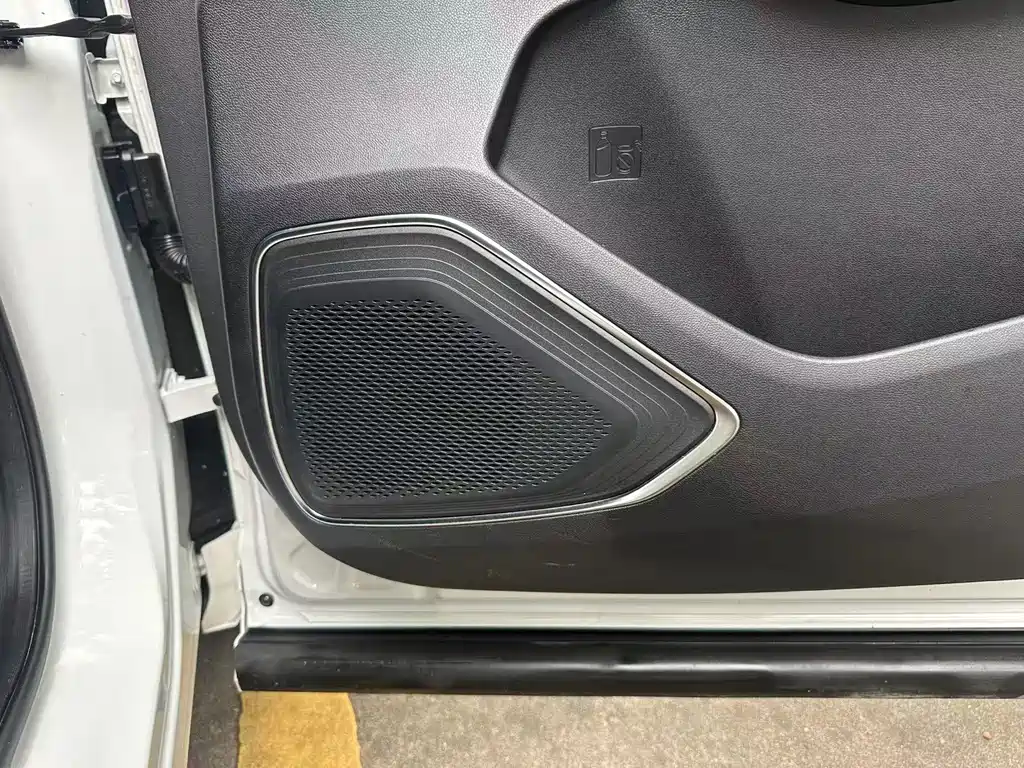 Dongfeng Fengxing T5 EVO 2022 — фото 16
