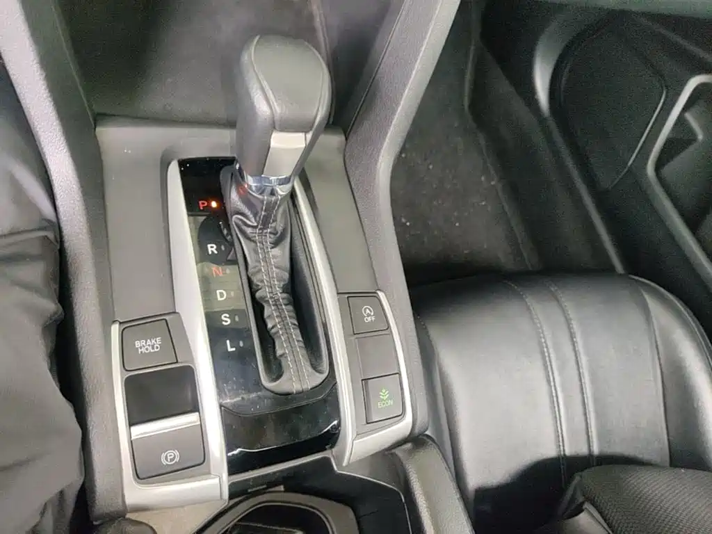Honda Civic 2019 — фото 14