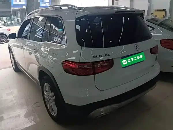 Mercedes-Benz GLB 2021