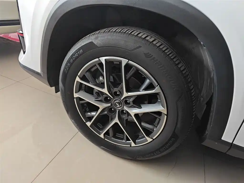 Changan CS75 PLUS 2023 — фото 23