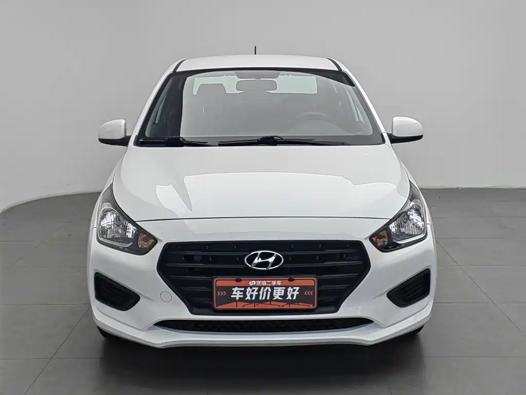 Hyundai Accent 2020 — фото 3
