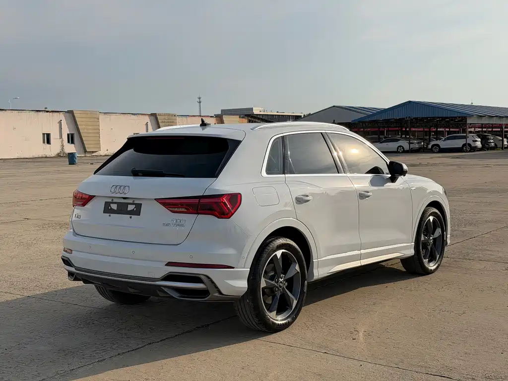 Audi Q3 2022