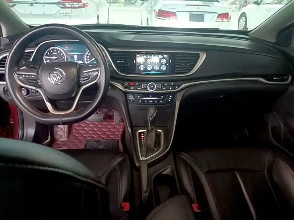 Buick Excelle 2019 — фото 10