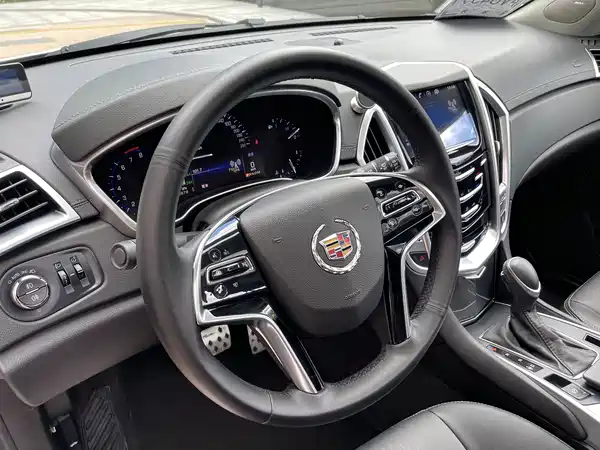 Cadillac SRX 2016
