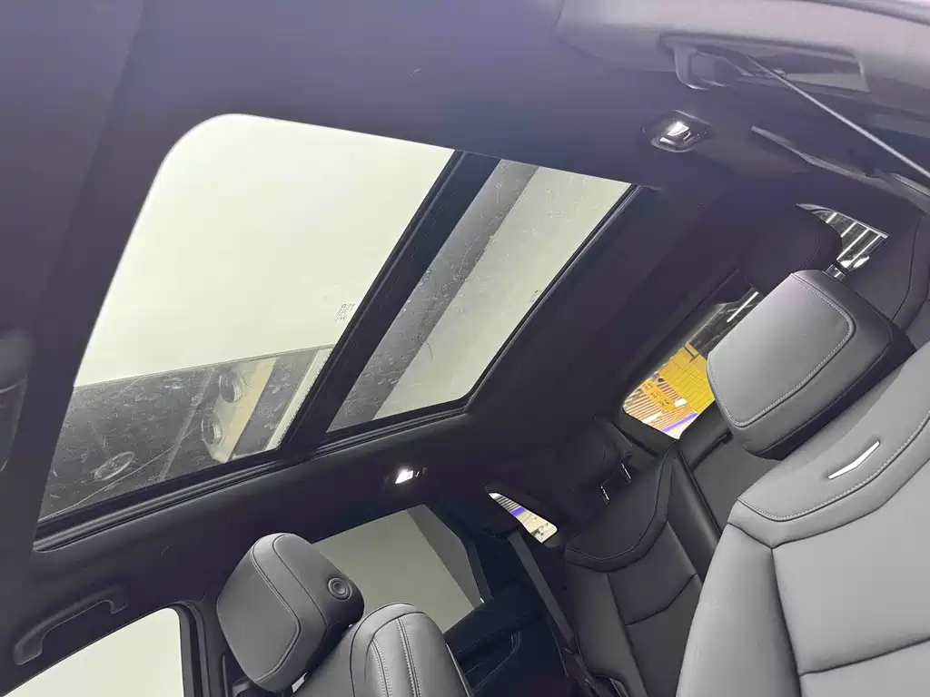 Cadillac XT5 2022 — фото 19