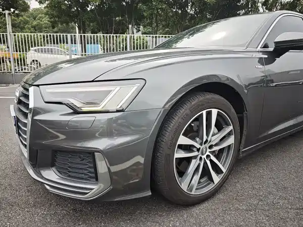 Audi A6L 2020