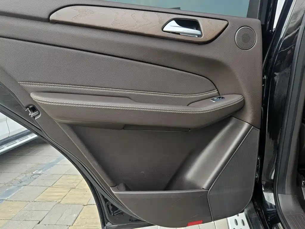 Mercedes-Benz GLE 2018 — фото 15