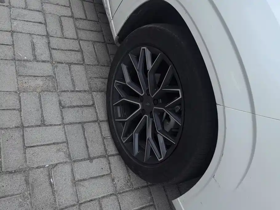 Changan Auchan Z6 New Energy 2023 — фото 6