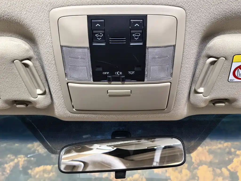 Toyota Prado 2015 — фото 19