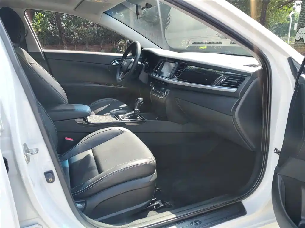 Hyundai Mistra 2017 — фото 12