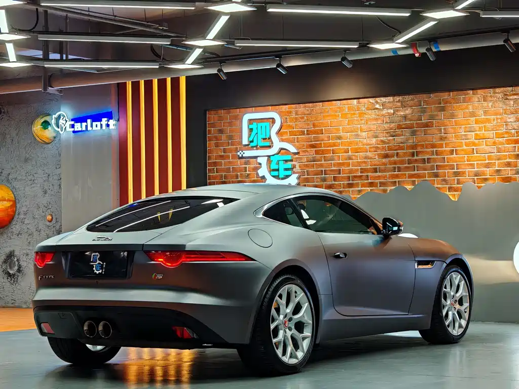 Jaguar F-TYPE 2015 — фото 11