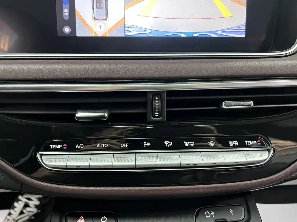 GAC Motor Trumpchi M6 2022 — фото 14