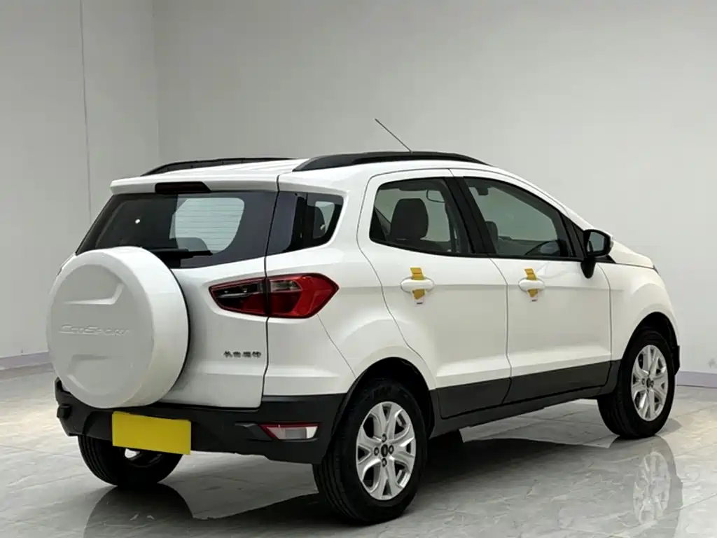 Ford Ecosport 2015 — фото 8