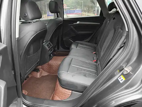 Audi Q5L 2022