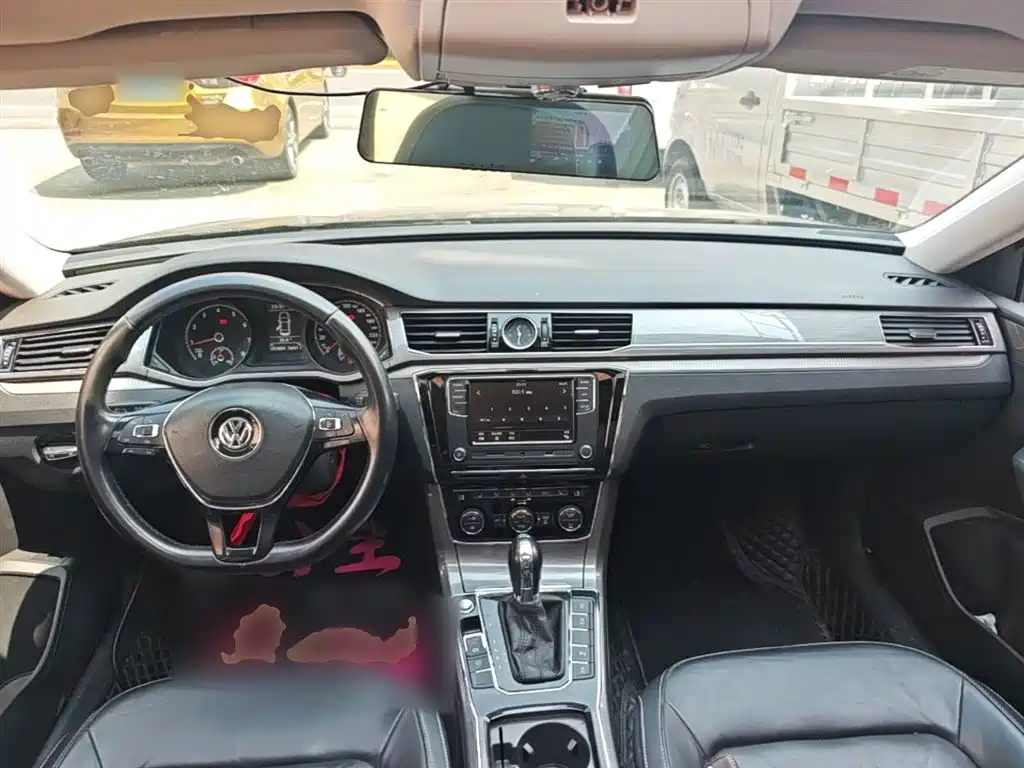 Volkswagen Passat 2019 — фото 10