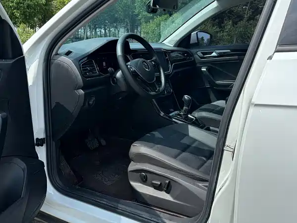 Volkswagen T-Roc 2022