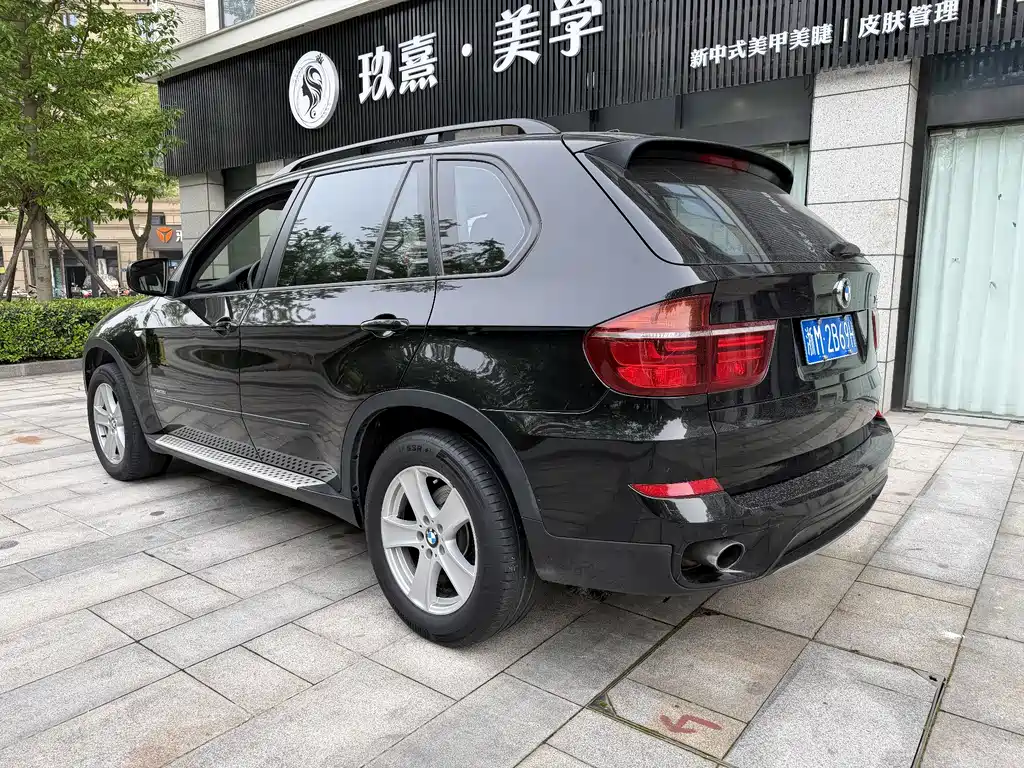 BMW X5 2011 — фото 5