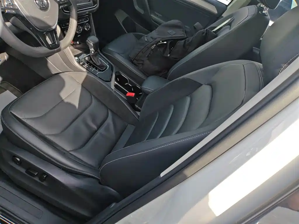 Volkswagen Tiguan L 2018 — фото 15