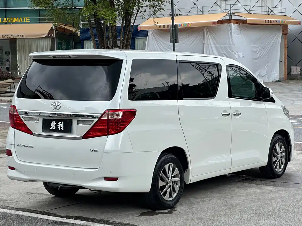 Toyota Alphard 2015 — фото 4
