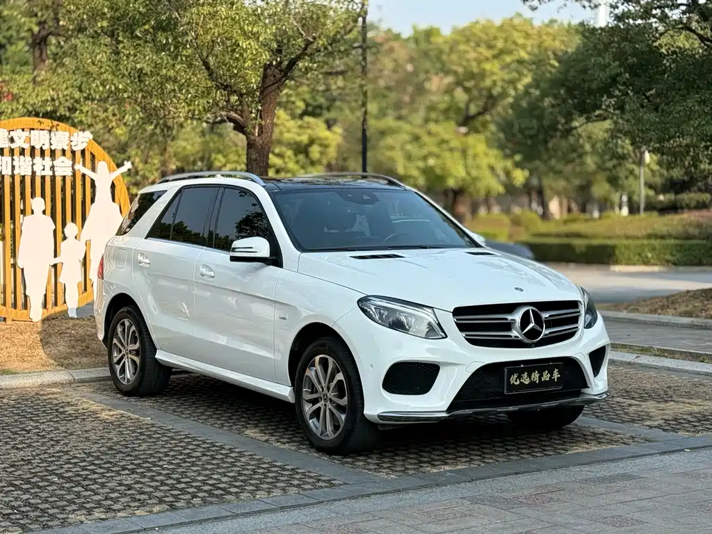 Mercedes-Benz GLE 2018 — фото 3
