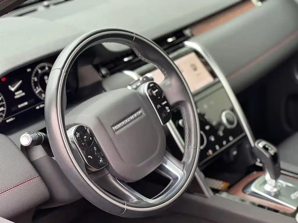 Land Rover Discovery Sport 2020 — фото 10